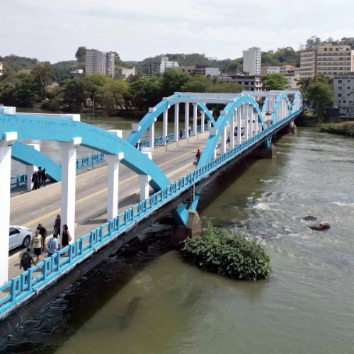 Prefeitura de Barra Mansa trabalha para restabelecer iluminação da Ponte dos Arcos